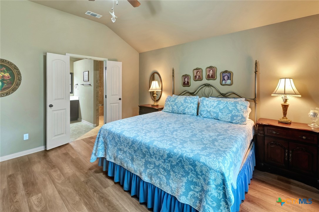 106 Cobble Stone Court Property Photo 21