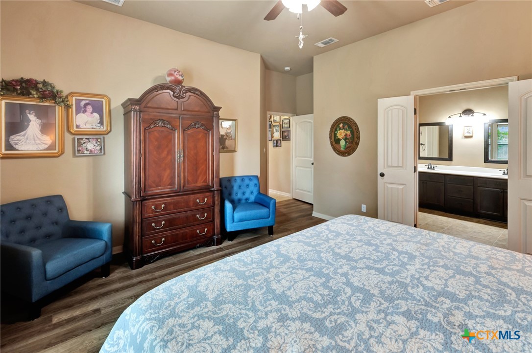 106 Cobble Stone Court Property Photo 22