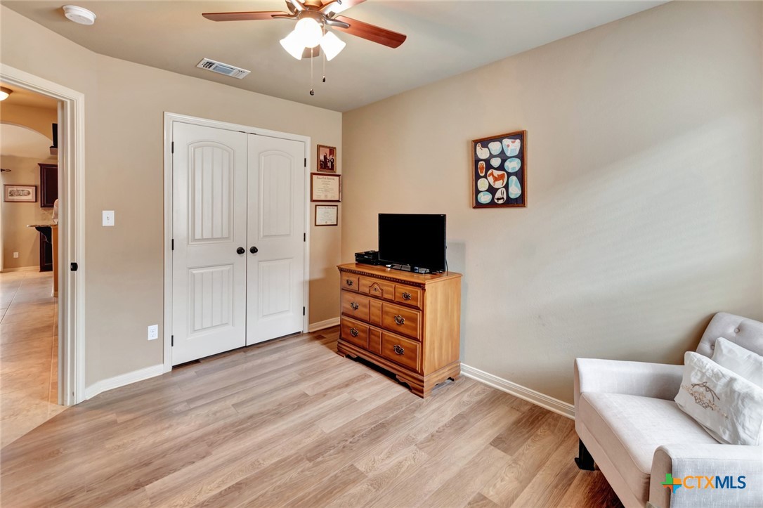 106 Cobble Stone Court Property Photo 32