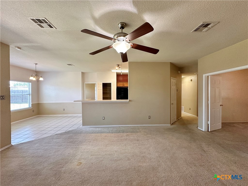 4609 Golden Gate Drive Property Photo 7