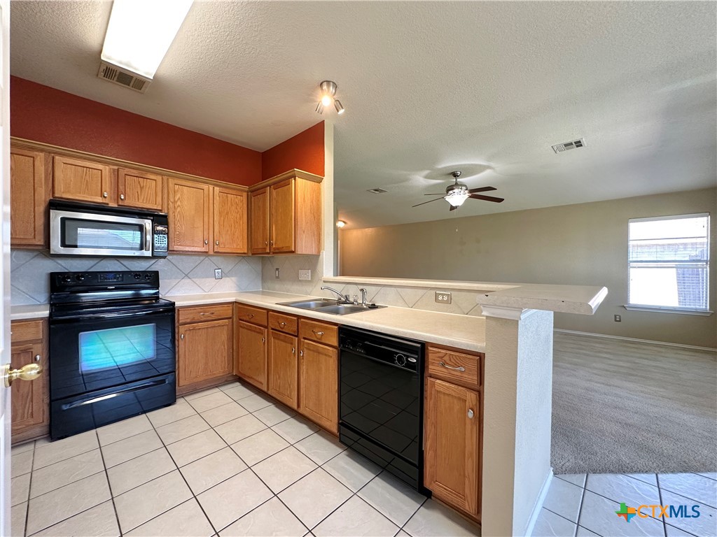 4609 Golden Gate Drive Property Photo 19