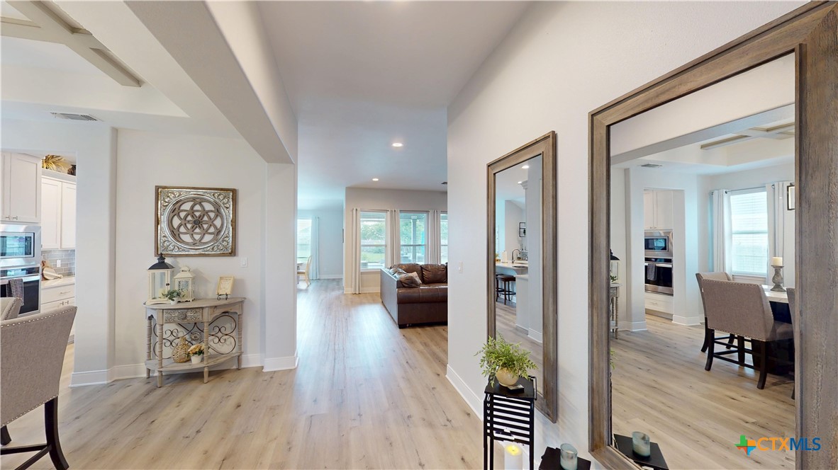 107 Chisholm Trail Property Photo 18