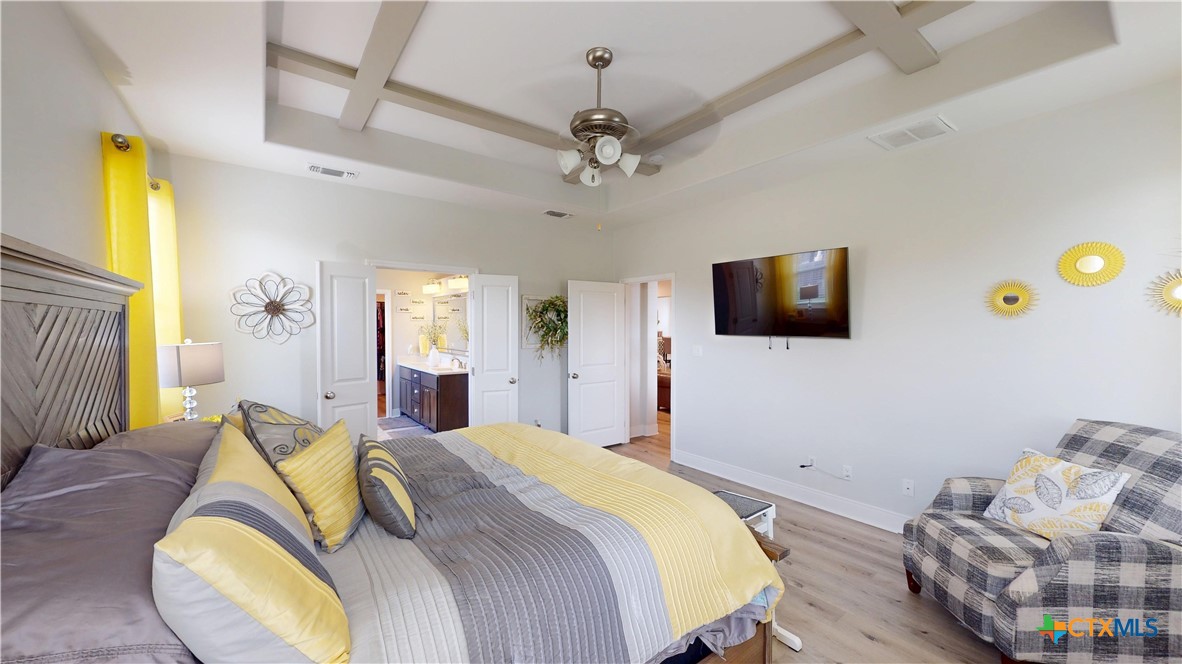 107 Chisholm Trail Property Photo 20