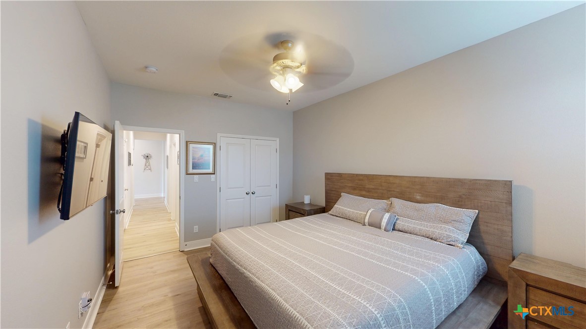 107 Chisholm Trail Property Photo 32