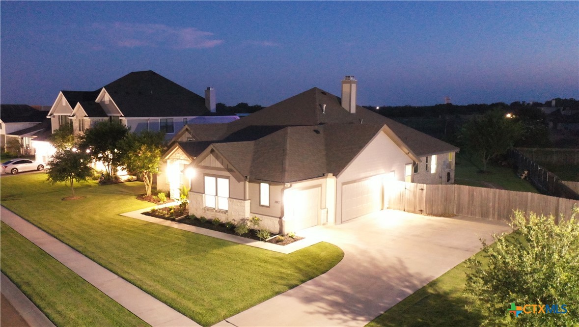 107 Chisholm Trail Property Photo 39