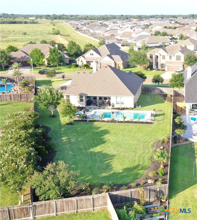 107 Chisholm Trail Property Photo 41