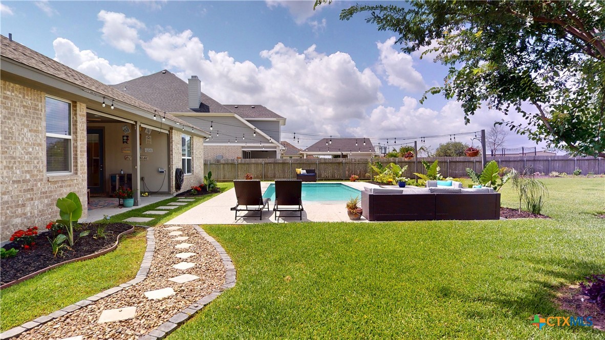 107 Chisholm Trail Property Photo 45