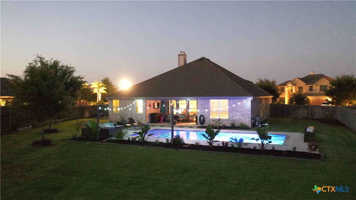 107 Chisholm Trail Property Photo 46