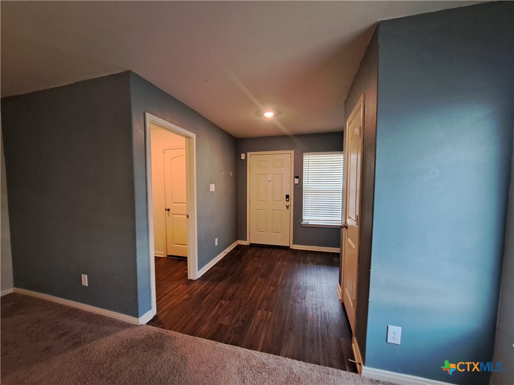 3885 Northaven Trail Property Photo 3