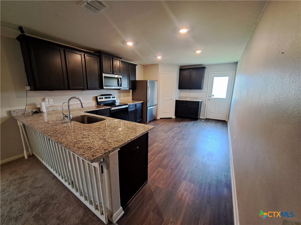 3885 Northaven Trail Property Photo 5