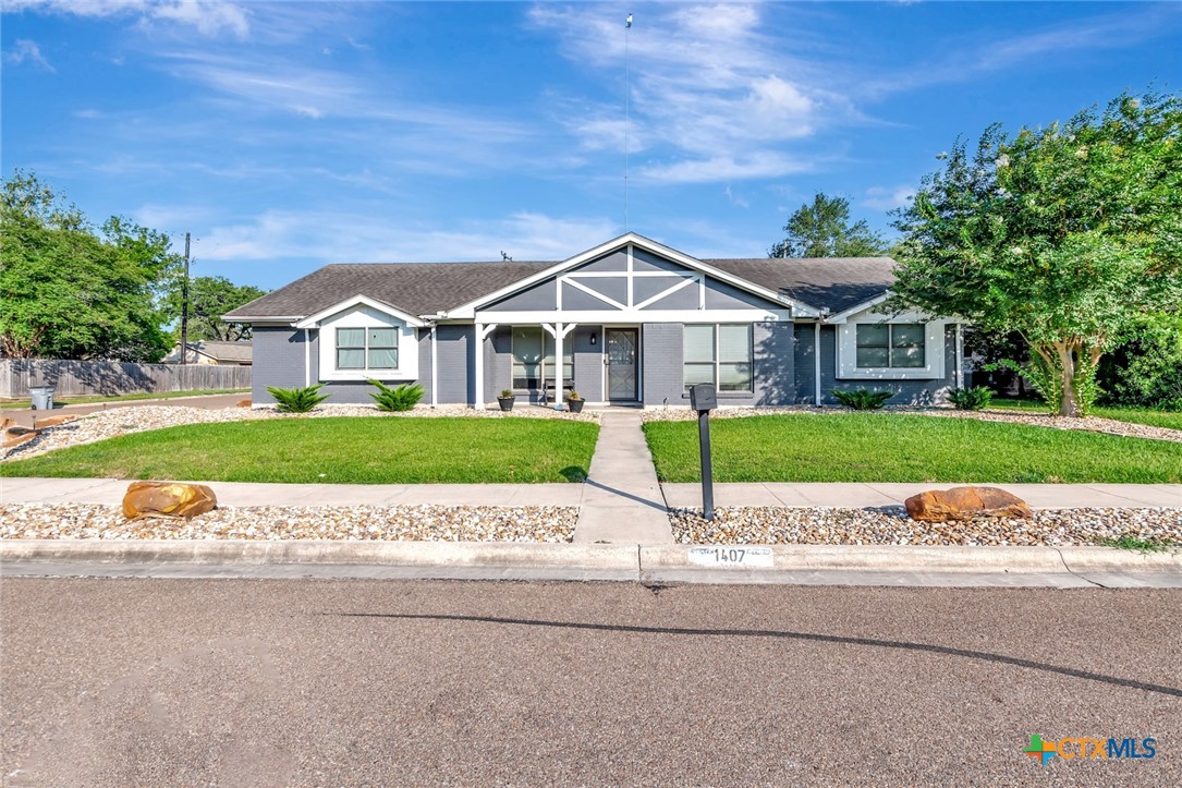 1407 Plantation Road Property Photo 4