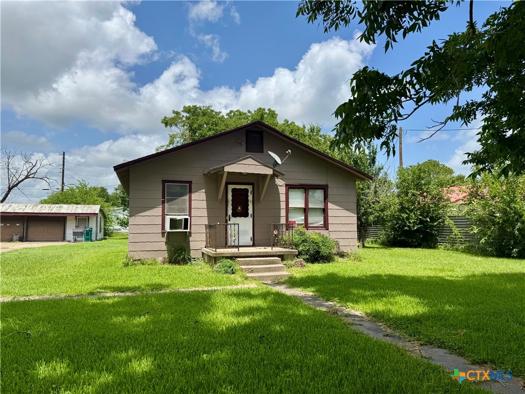 12481 Tx-185 Property Photo 1