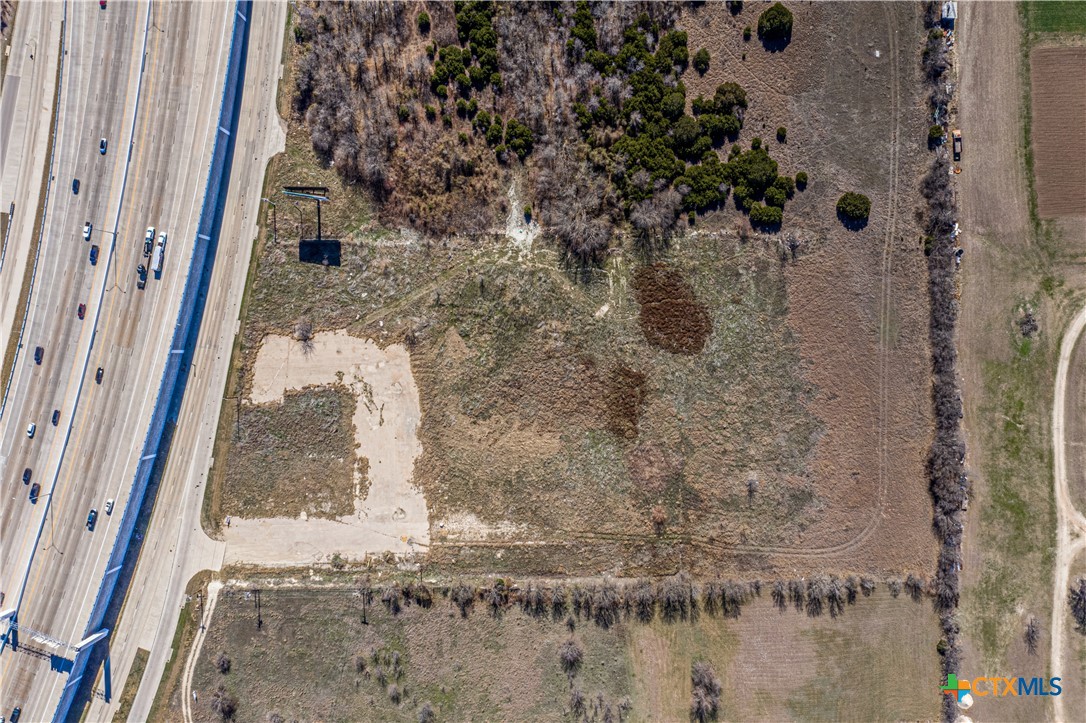 2100 N General Bruce Drive Property Photo 7