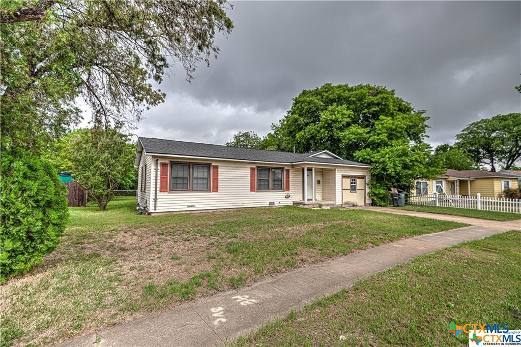 917 Carrie Avenue Property Photo