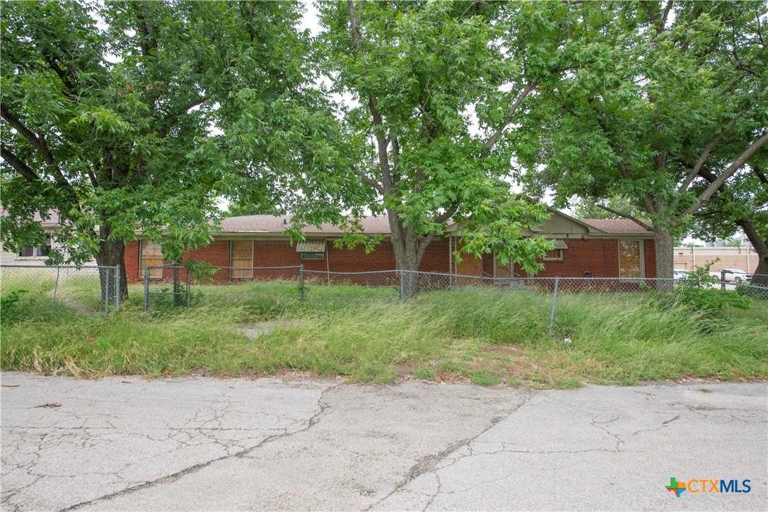 111 S 33rd Street Property Photo 2