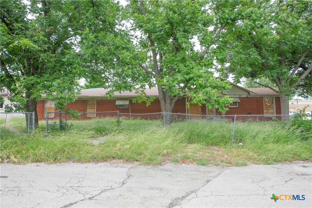 111 S 33rd Street Property Photo 3