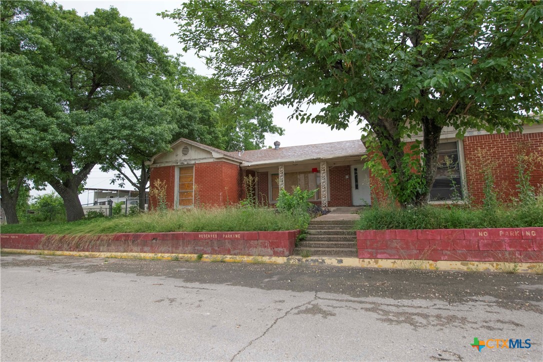 111 S 33rd Street Property Photo 16