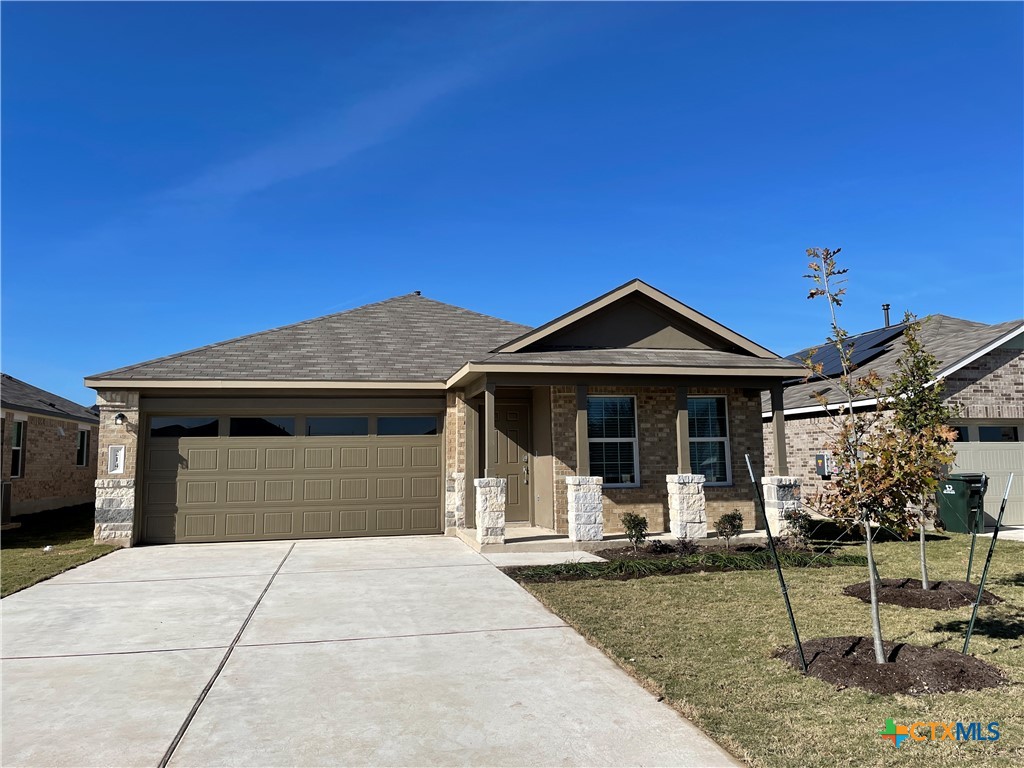 214 Escondidio Property Photo 1