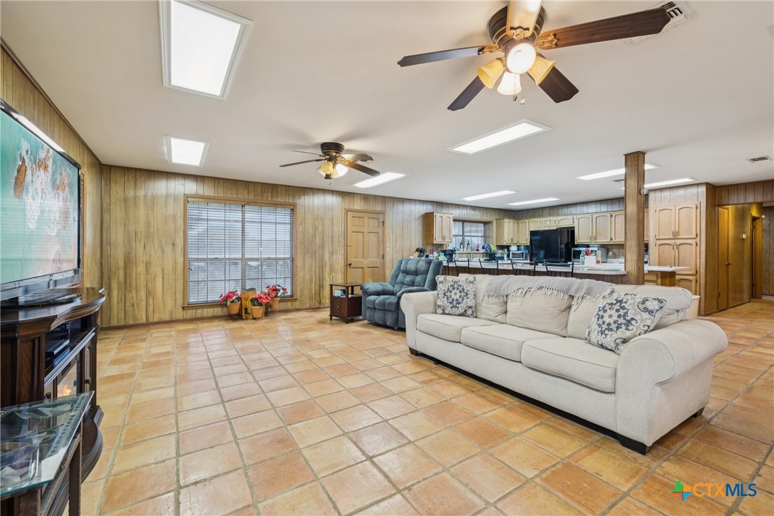 307 Us Highway 87 Property Photo 2