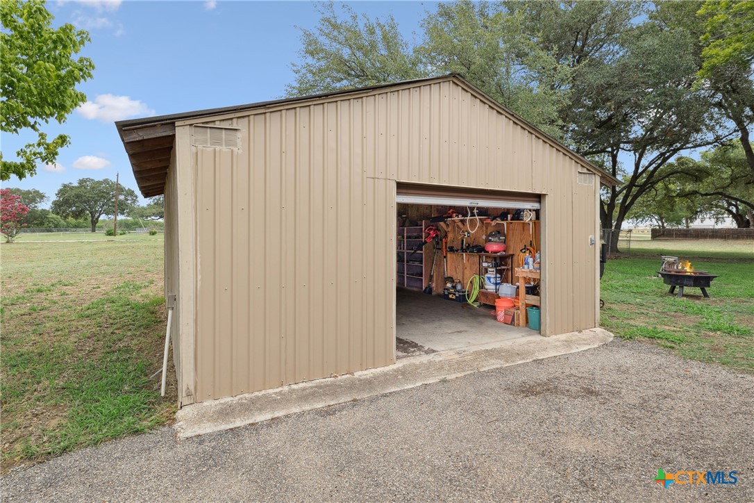 307 Us Highway 87 Property Photo 25