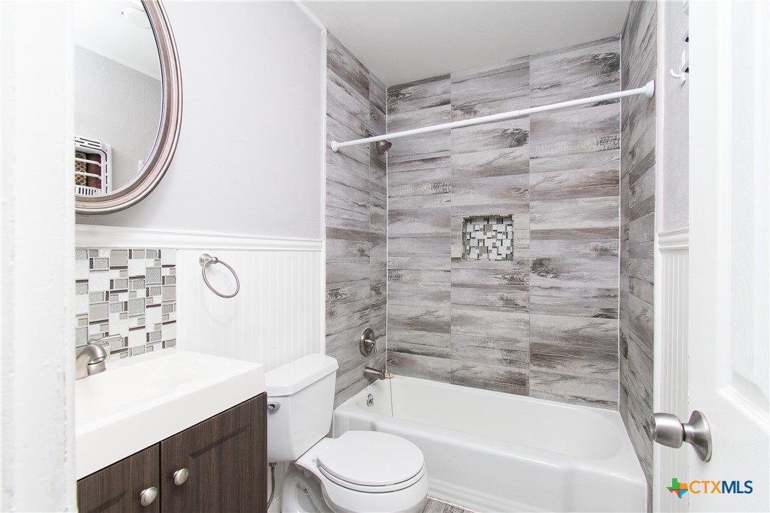 1005 S 5th Street A Property Photo 7