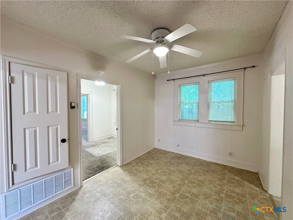1015 N 3rd Street Property Photo 16