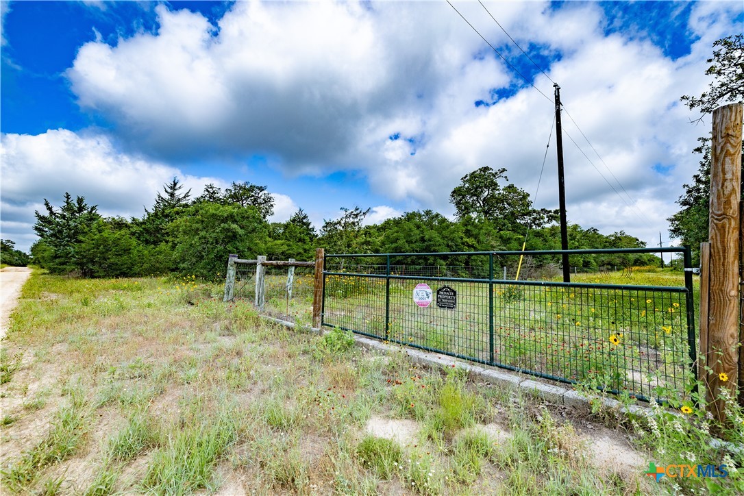 1202 Moonglow Ln Property Photo 1