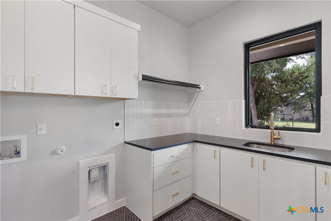 8341 Brewer Lane Property Photo 18