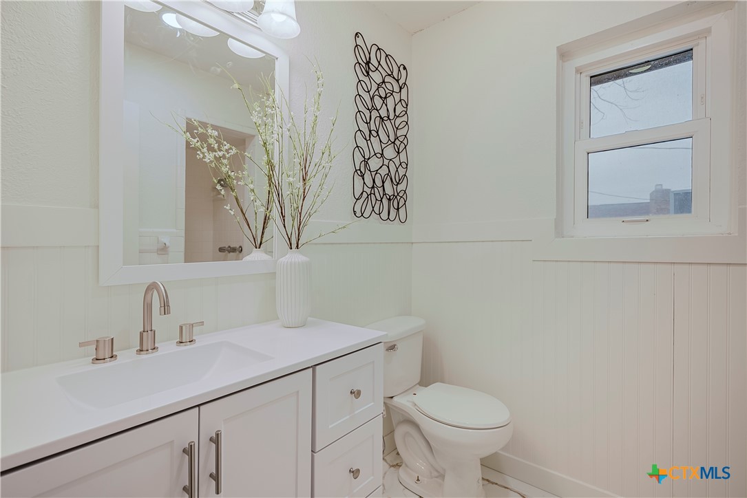 706 Joe Morse Drive Property Photo 16