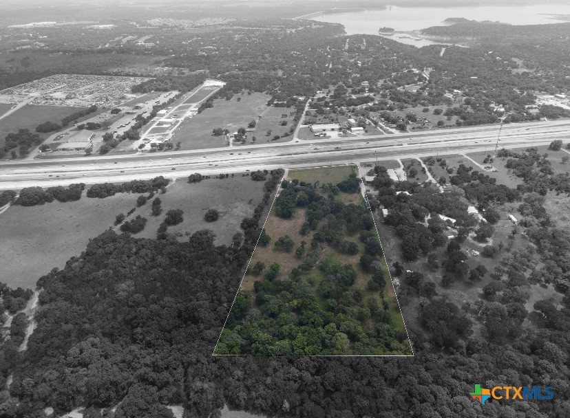 4980 W Us Highway 190 Property Photo 7