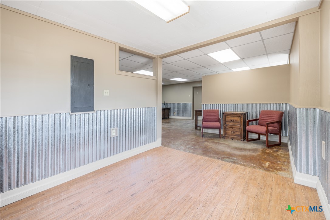 530 Seydler Street Property Photo 9