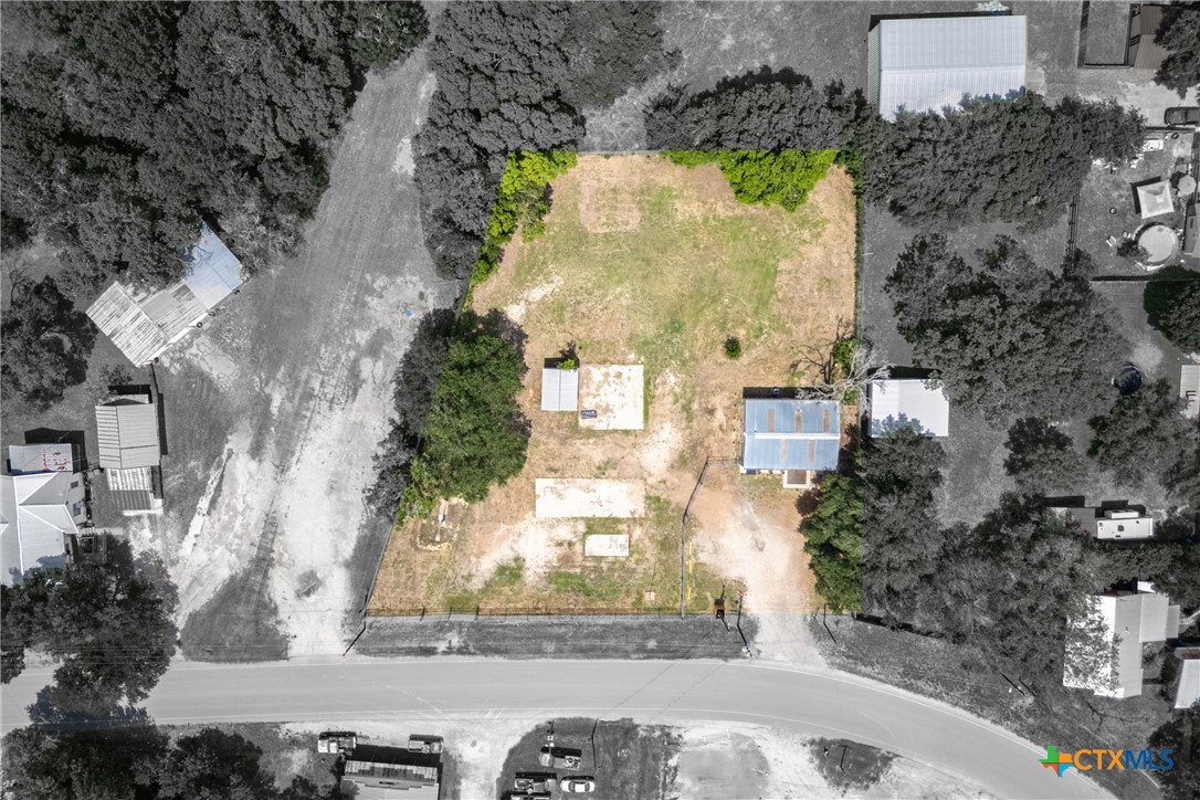 530 Seydler Street Property Photo 24