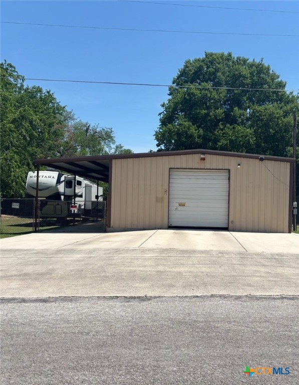 1625 Walnut Drive Property Photo 1