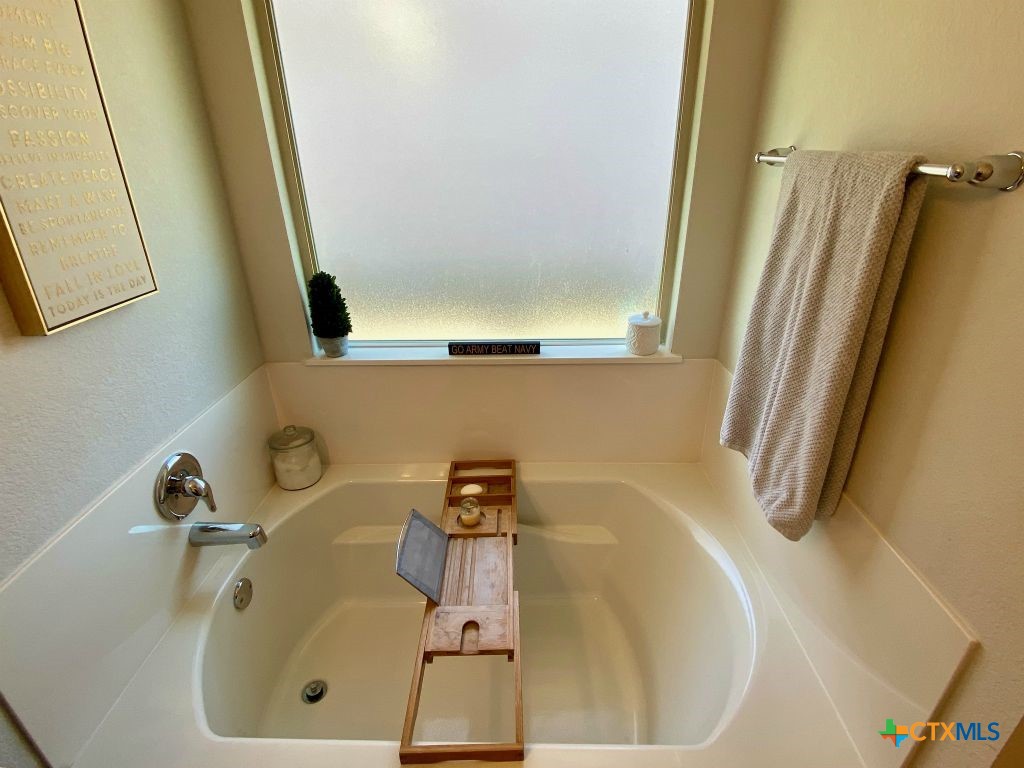 2407 Pintail Loop Property Photo 15