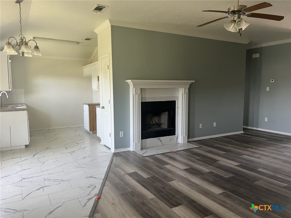 508 Redbud Drive Property Photo 4