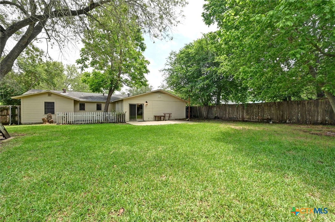 201 Hillcrest Drive Property Photo 22