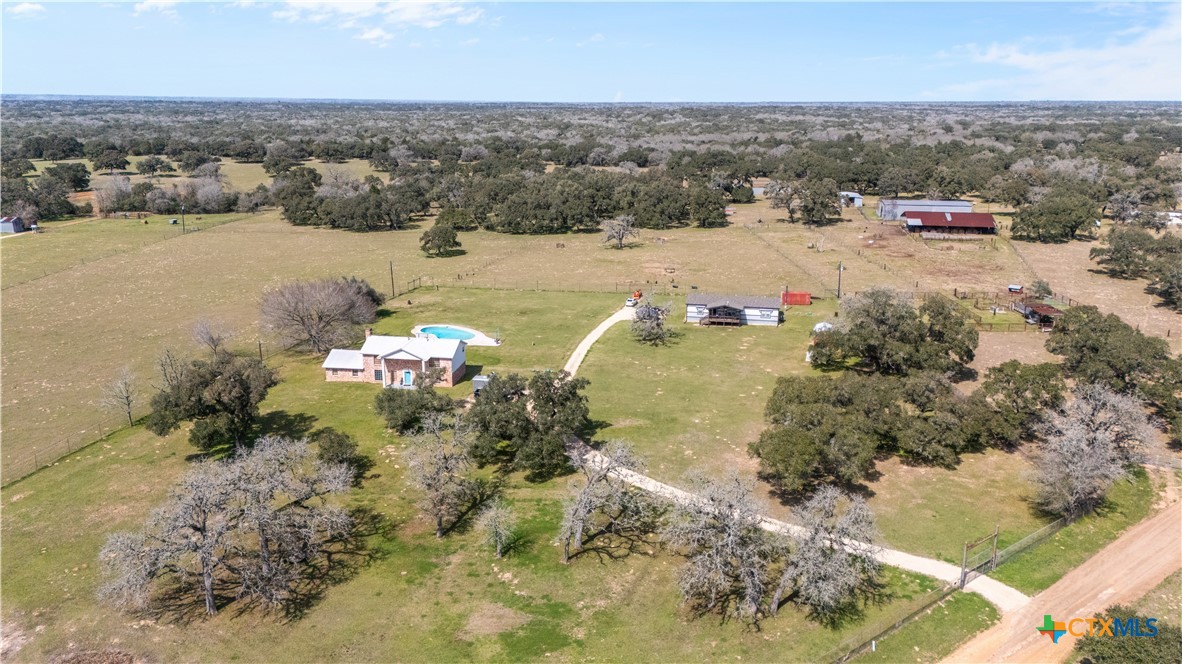 6072 County Road 122 Property Photo 1
