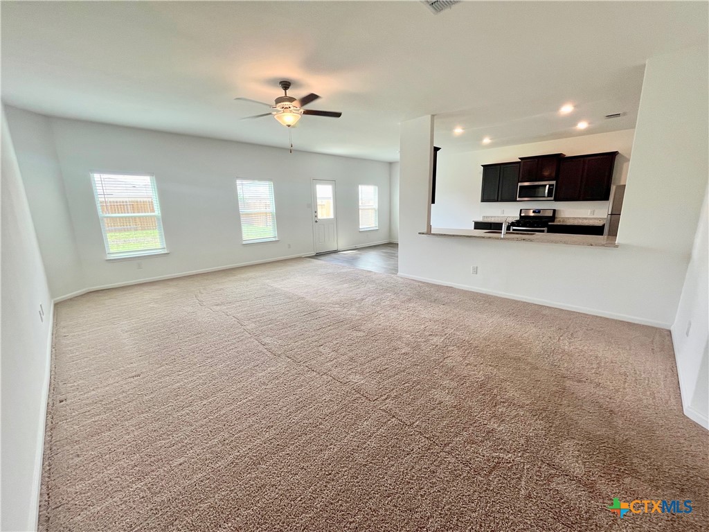3981 Prairie Creek Property Photo 3