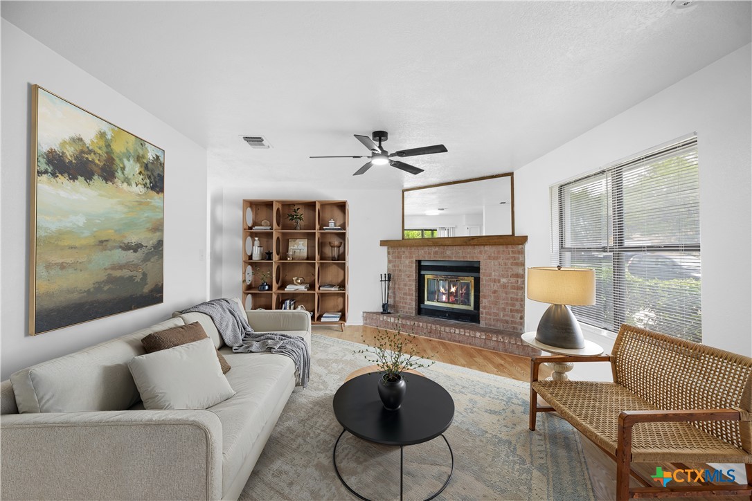 218 Gruene Road Property Photo