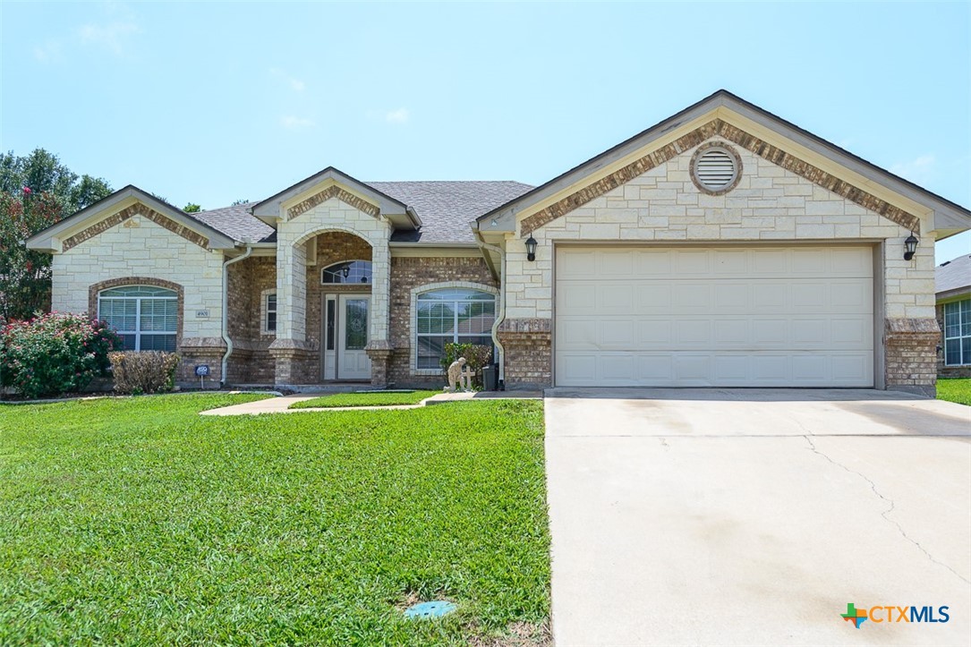 4901 Hammerstone Trail Property Photo 1