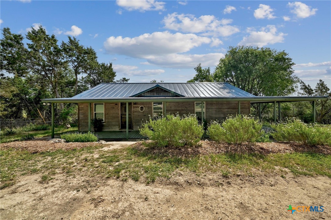 120 Buena Vista Property Photo 3