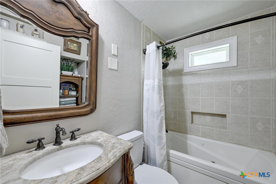 120 Buena Vista Property Photo 16