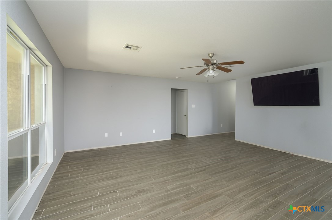 4102 Jack Barnes Avenue Property Photo 11