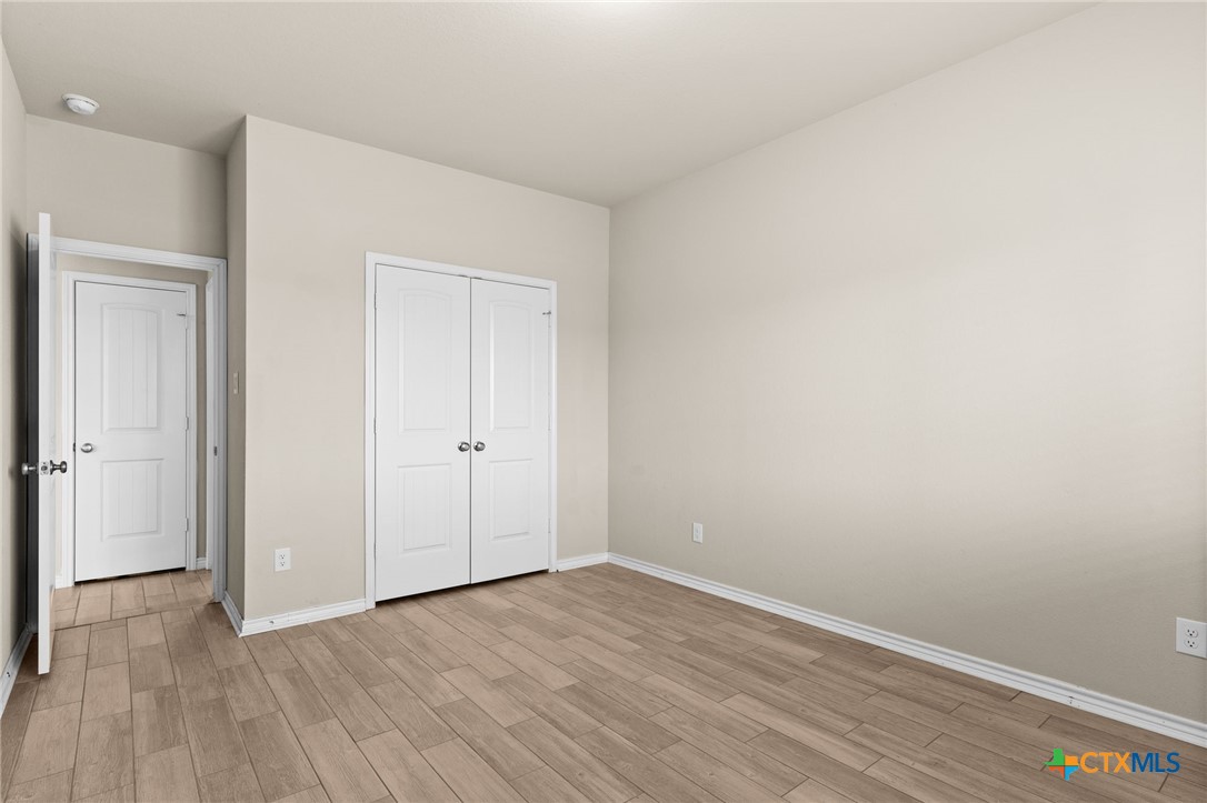 1203 Roma Street Property Photo 15