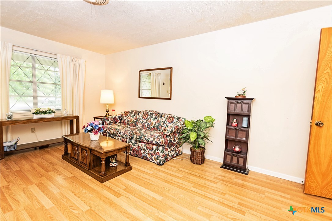 3206 Shady Hill Drive Property Photo 18