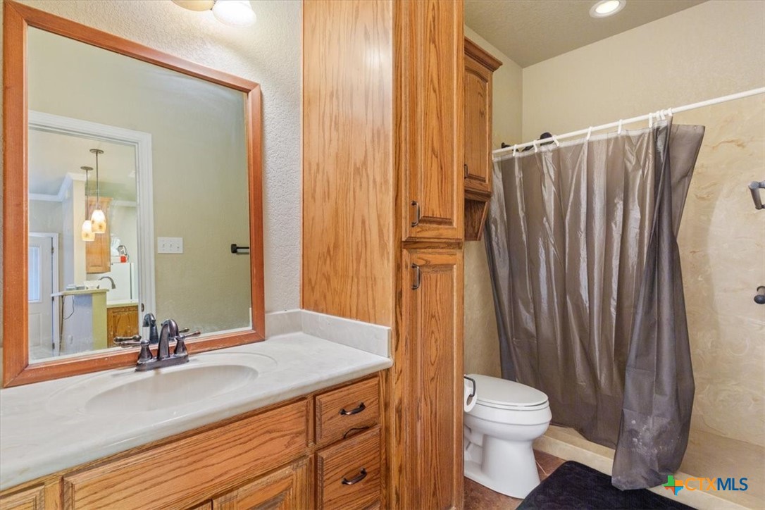 1002 Crescent Drive Property Photo 30