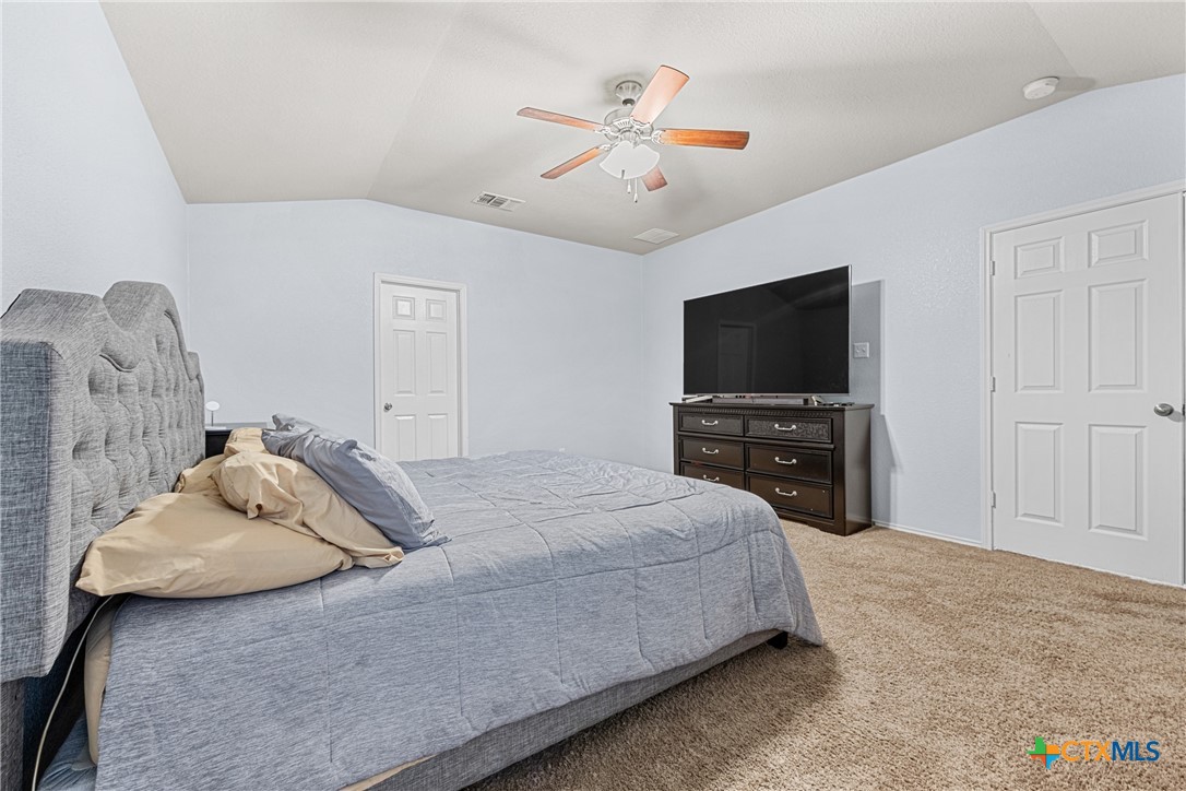 5920 Stonehaven Drive Property Photo 22