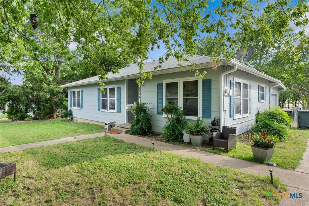 1802 Vine Street Property Photo