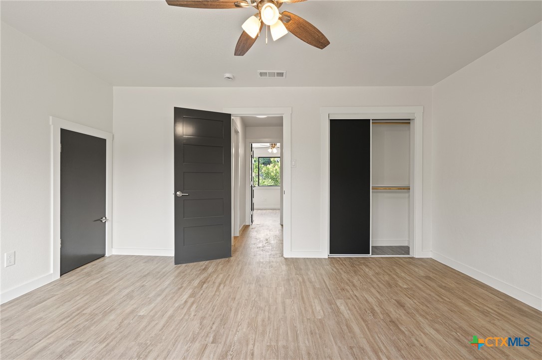 910 Cliffside Drive Property Photo 29