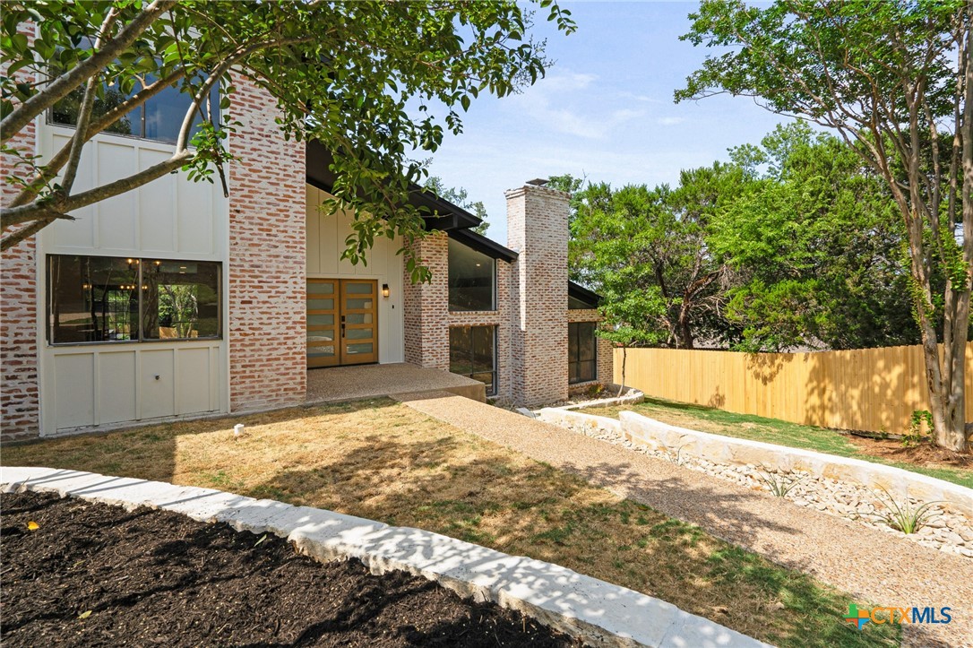 910 Cliffside Drive Property Photo 33